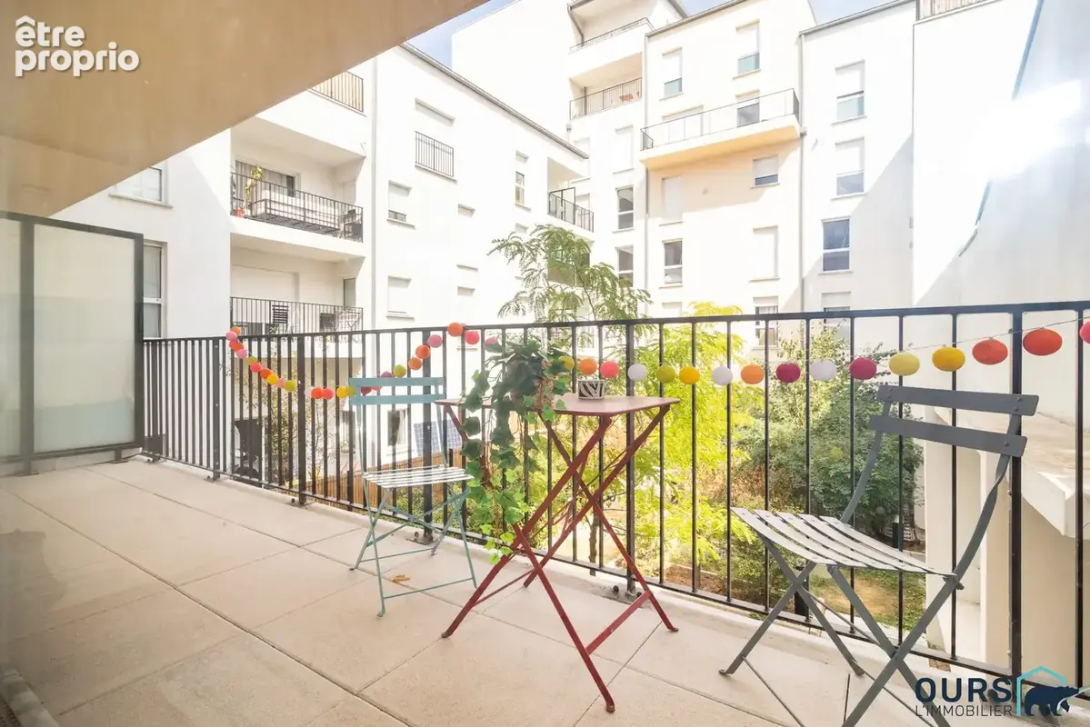 Appartement 3 pièces 64 m² à vendre à Saint-Denis (93200) - photo 3