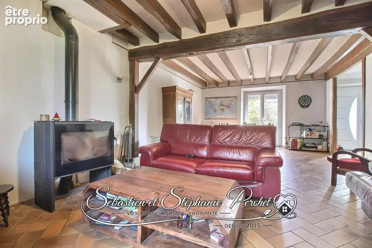 EXCLUSIVITÉ ? Maison en pierre ? 5 chambres, bureau, garage et grande grange ? Villamblain (45310) - photo 4