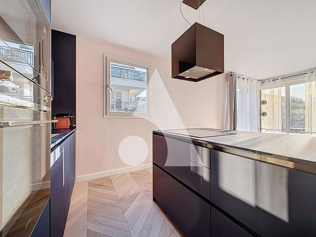 Appartement à RUEIL-MALMAISON