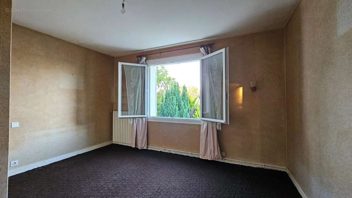 Maison à SAINT-GEORGES-DE-DIDONNE