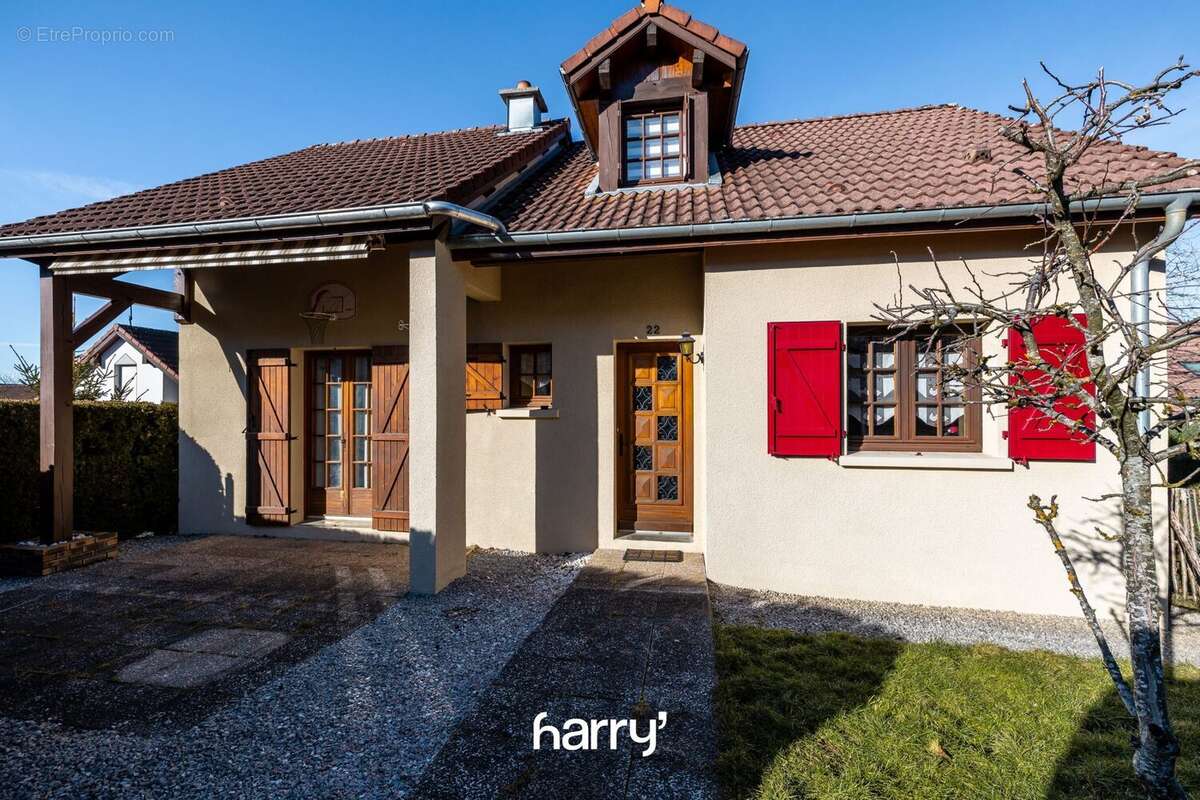 Maison à PONTARLIER