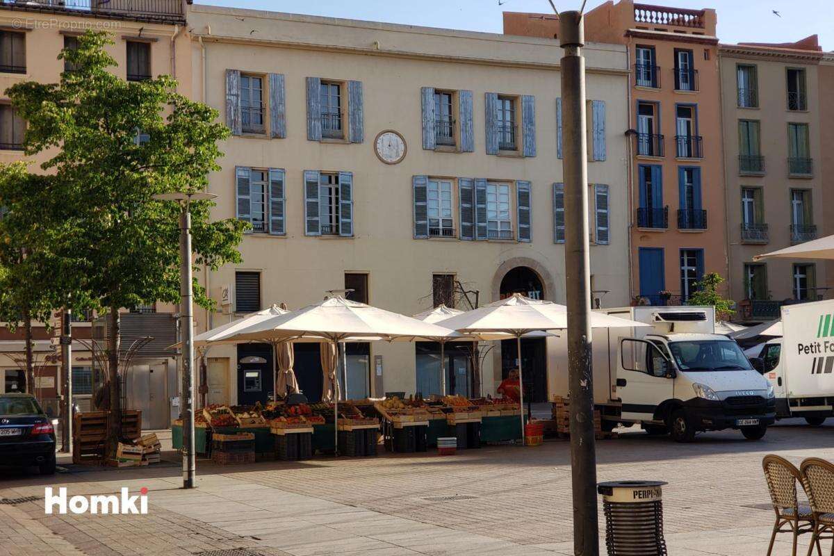 Local commercial T1 de 30 m2 à Perpignan 66000, Place de la République - photo 2