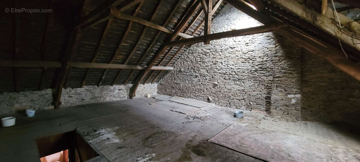 Maison mitoyenne des années 30 avec vue dégagée sur la campagne - photo 22