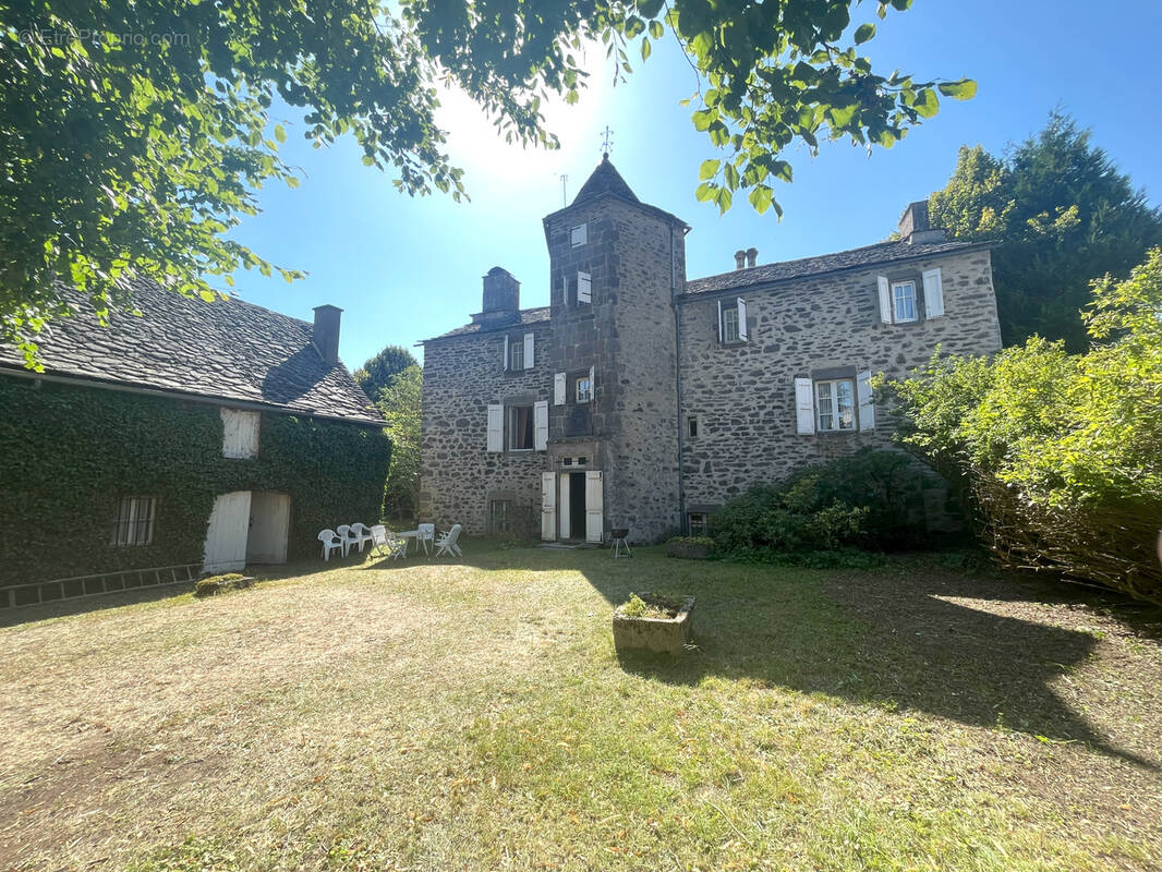 Maison à MARCENAT