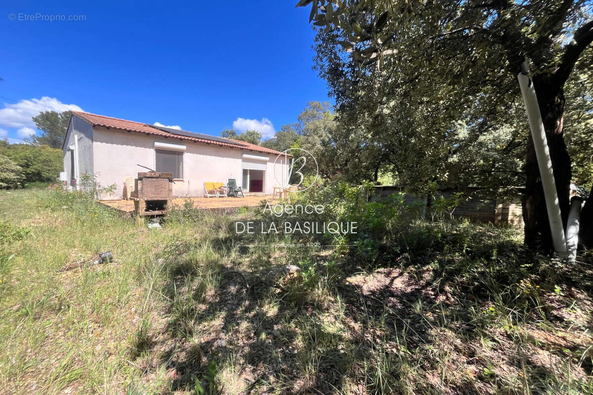 Maison à SAINT-MAXIMIN-LA-SAINTE-BAUME