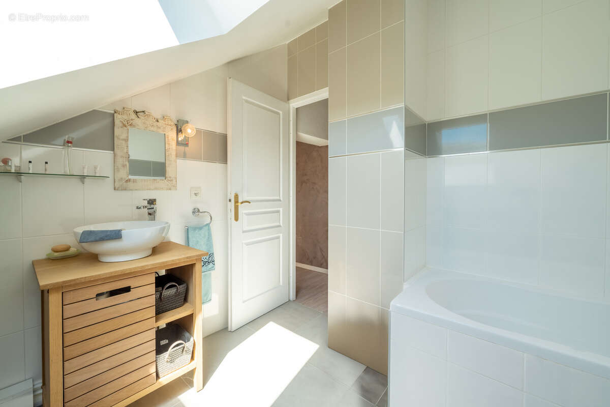 Maison à CHARVONNEX