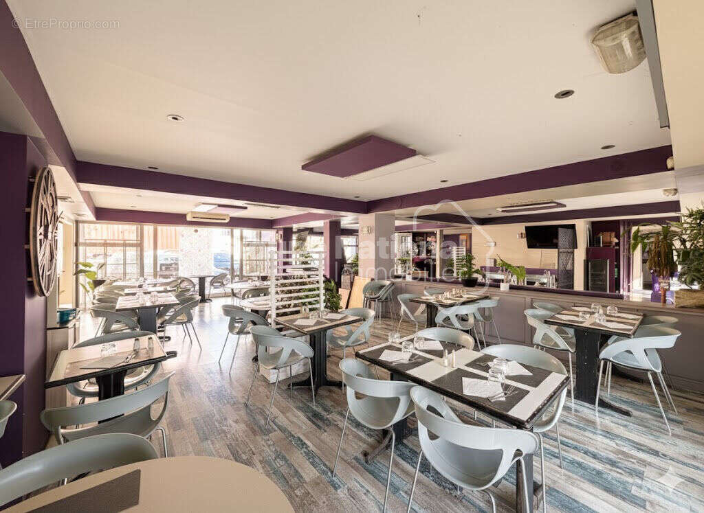 Commerce à VITROLLES