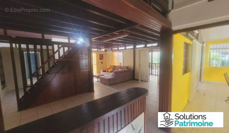 Maison à SAINT-LAURENT-DU-MARONI