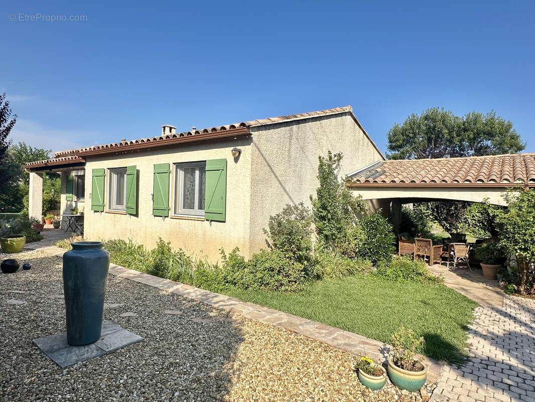 Maison à LA CRAU
