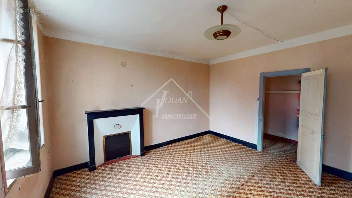 Maison à SAINT-MENOUX