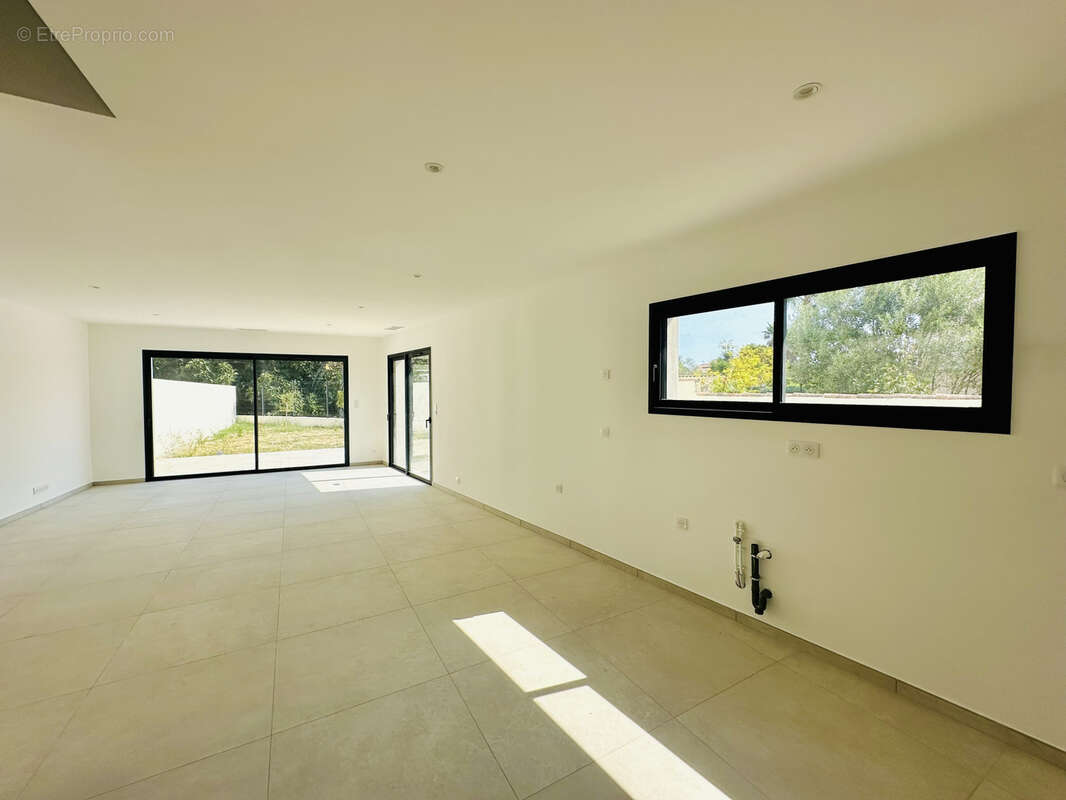 - lattes centre - villa contemporaine neuve 2026, quartier prise, materiaux haut de gamme, a 50m du tram et co - photo 4