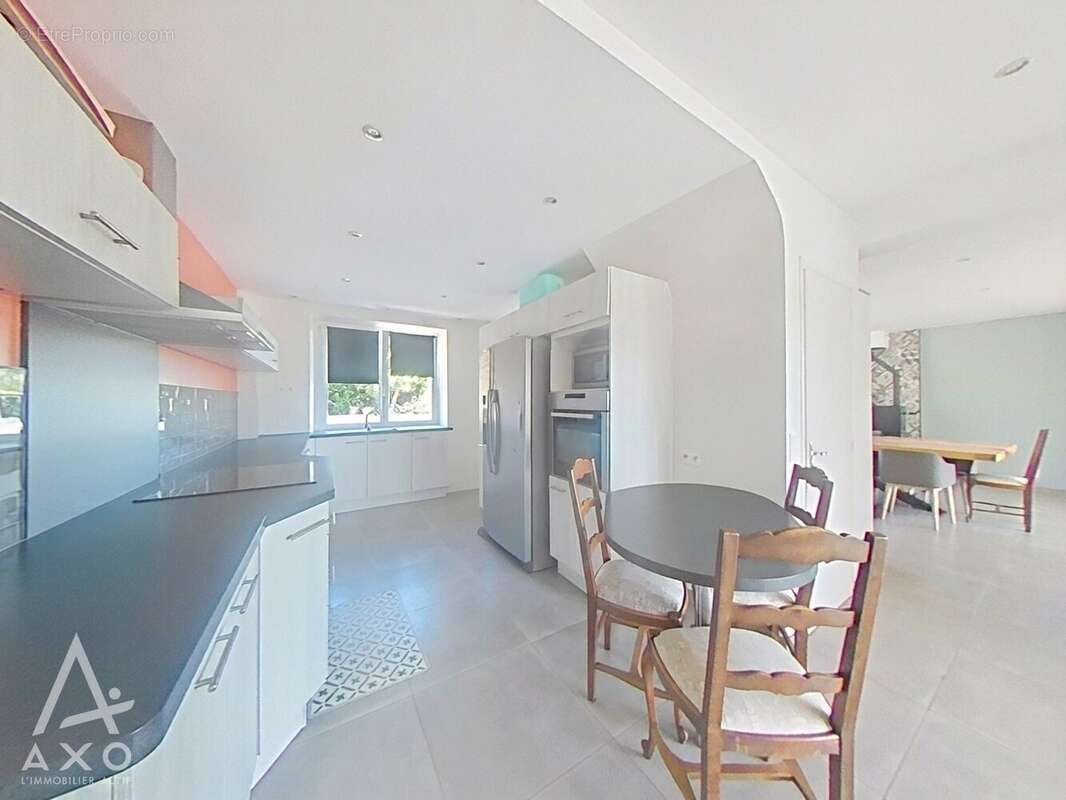 Maison 154 m² à Nonant  - photo 6