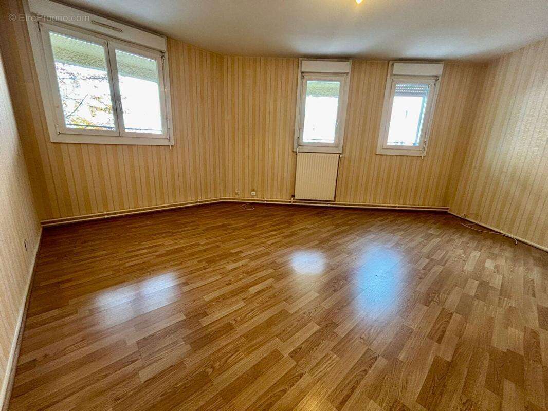 Belfort centre - Appartement 3 pièces de 70 m² - photo 2
