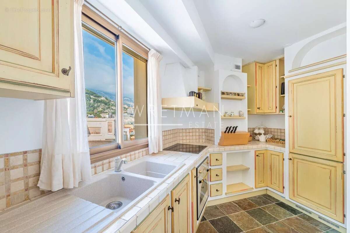 Appartement à CAP-D'AIL