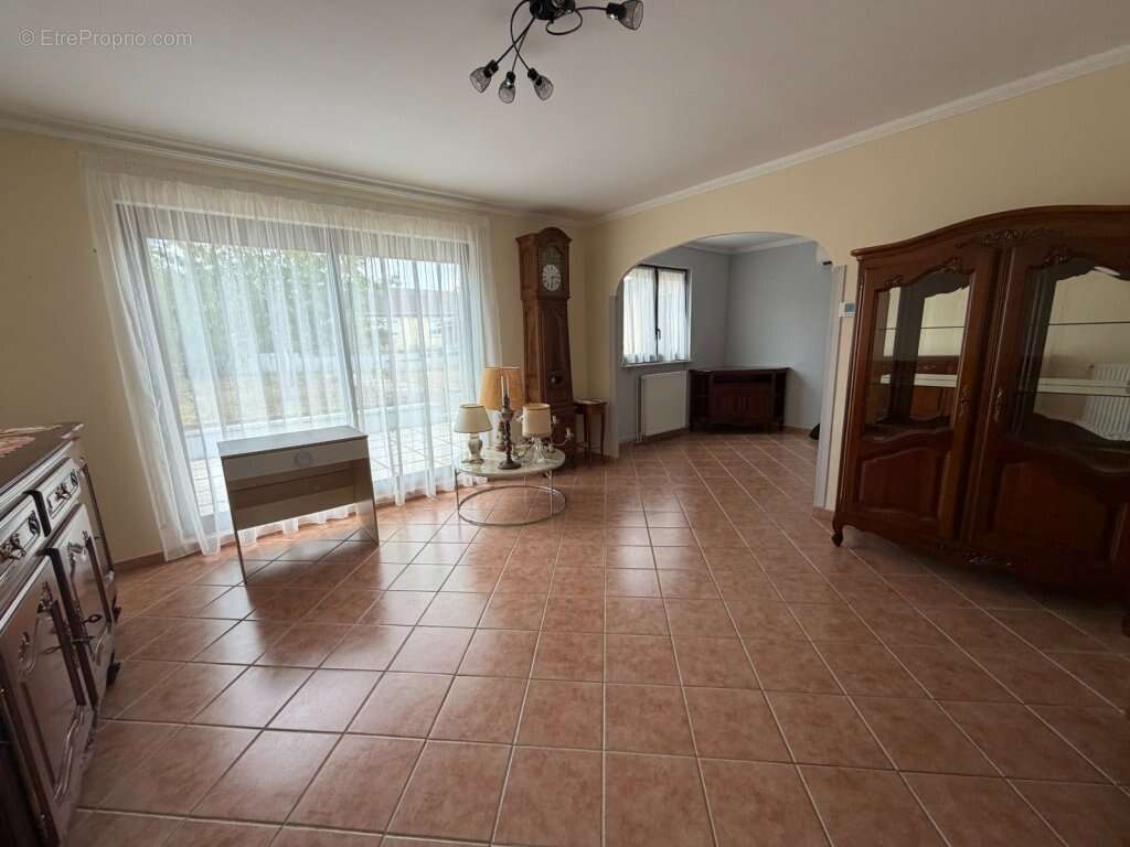 Maison 5 pièces 104 m2 le breuil - photo 4