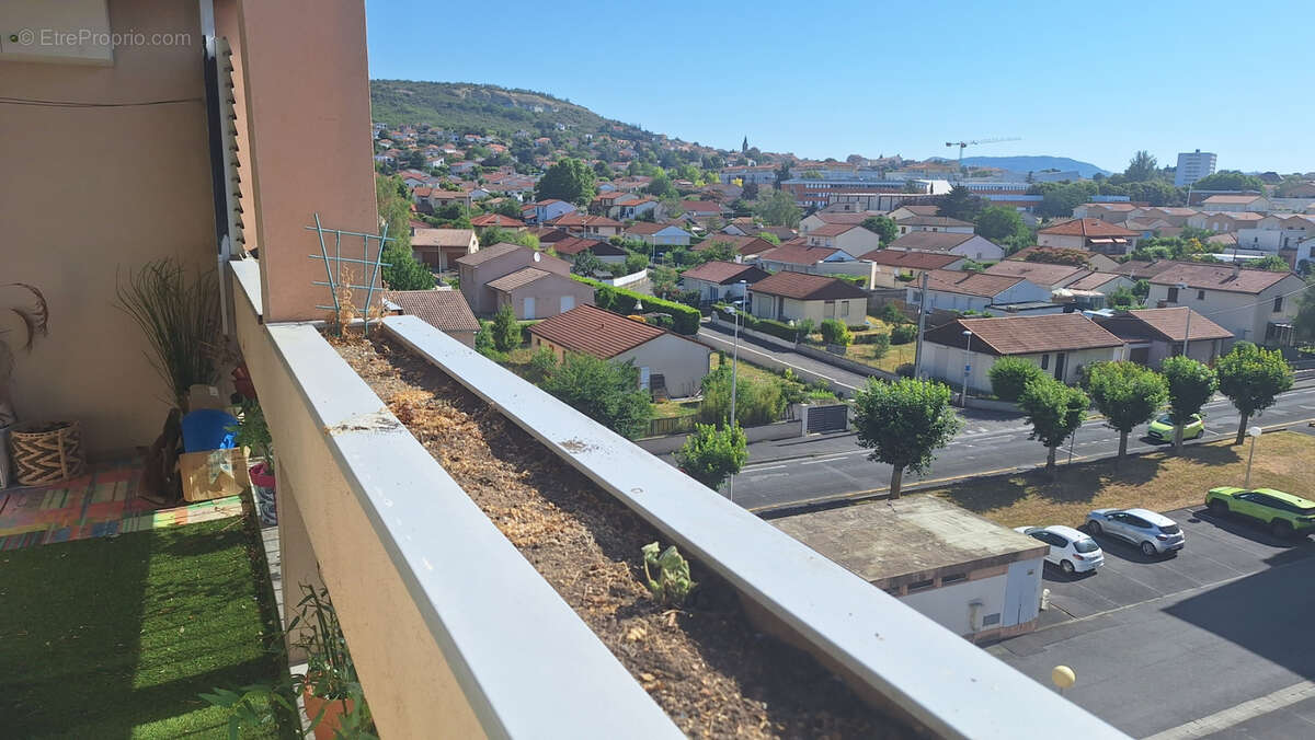 Appartement Cournon D Auvergne 4 pièce(s) 89.63 m2 - photo 5