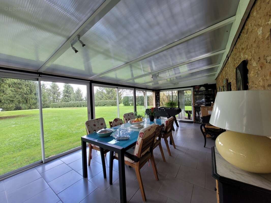 Propriete à vendre 15 pièces LA DOUZE (24) - photo 15