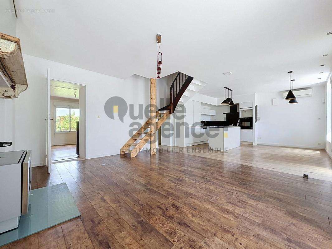 Maison 7 pièces de 101 m2 à Logonna-Daoulas - photo 5