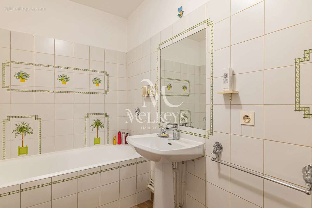 Appartement à BOULOGNE-BILLANCOURT