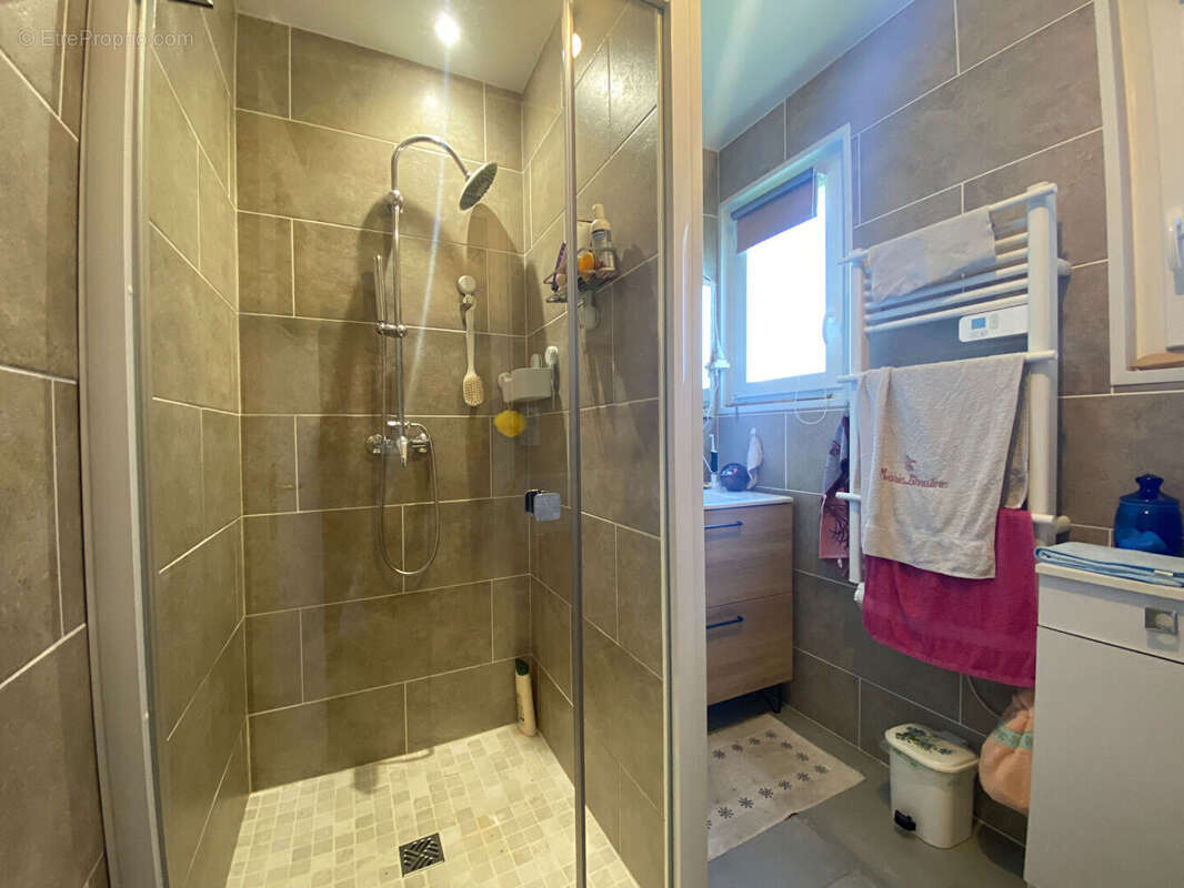 Maison à YGOS-SAINT-SATURNIN