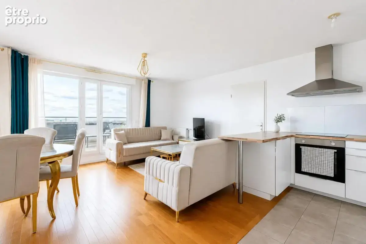 Appartement de 4 pièces de 75 m² à Châtenay-Malabry - photo 2