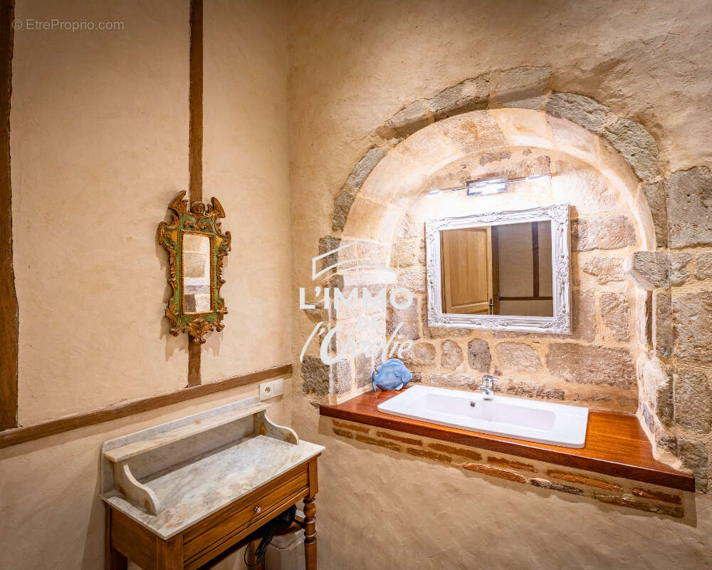 Maison à BEAULIEU-SUR-DORDOGNE