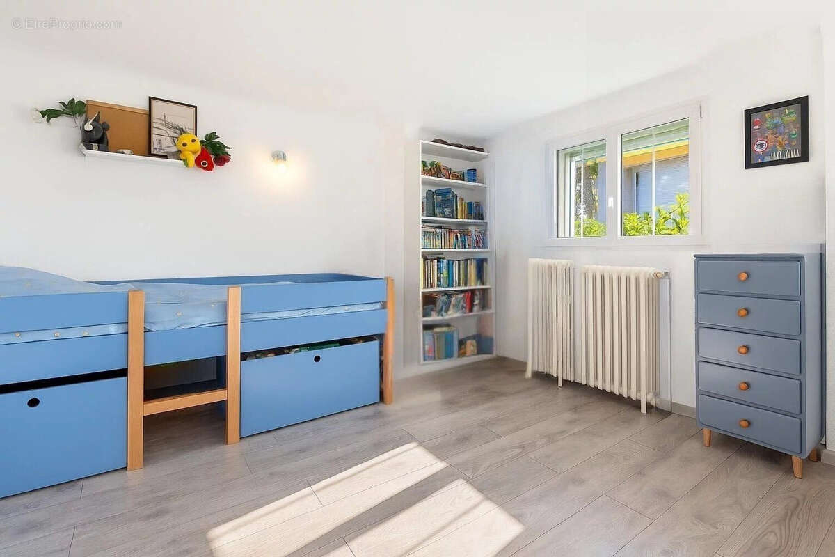Maison 120 m² à Le Cannet  - photo 6
