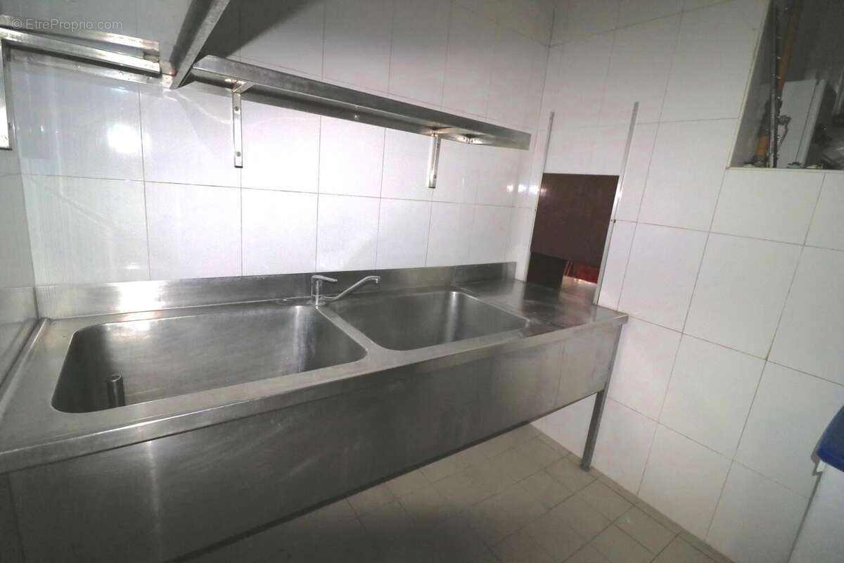 Commerce à LIZY-SUR-OURCQ