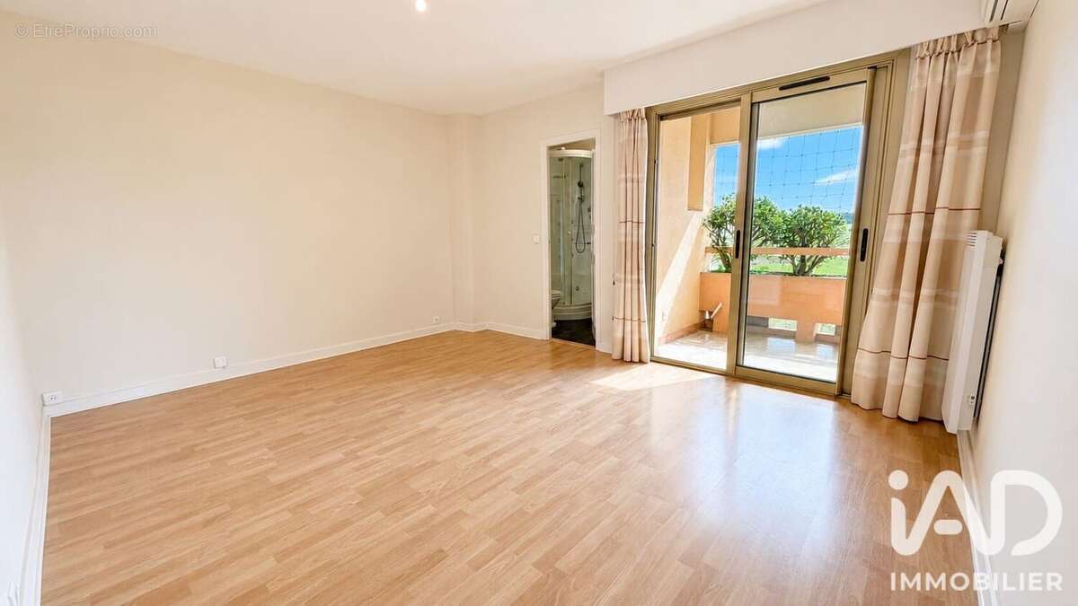 Appartement 104 m² à Mandelieu-La-Napoule  - photo 7