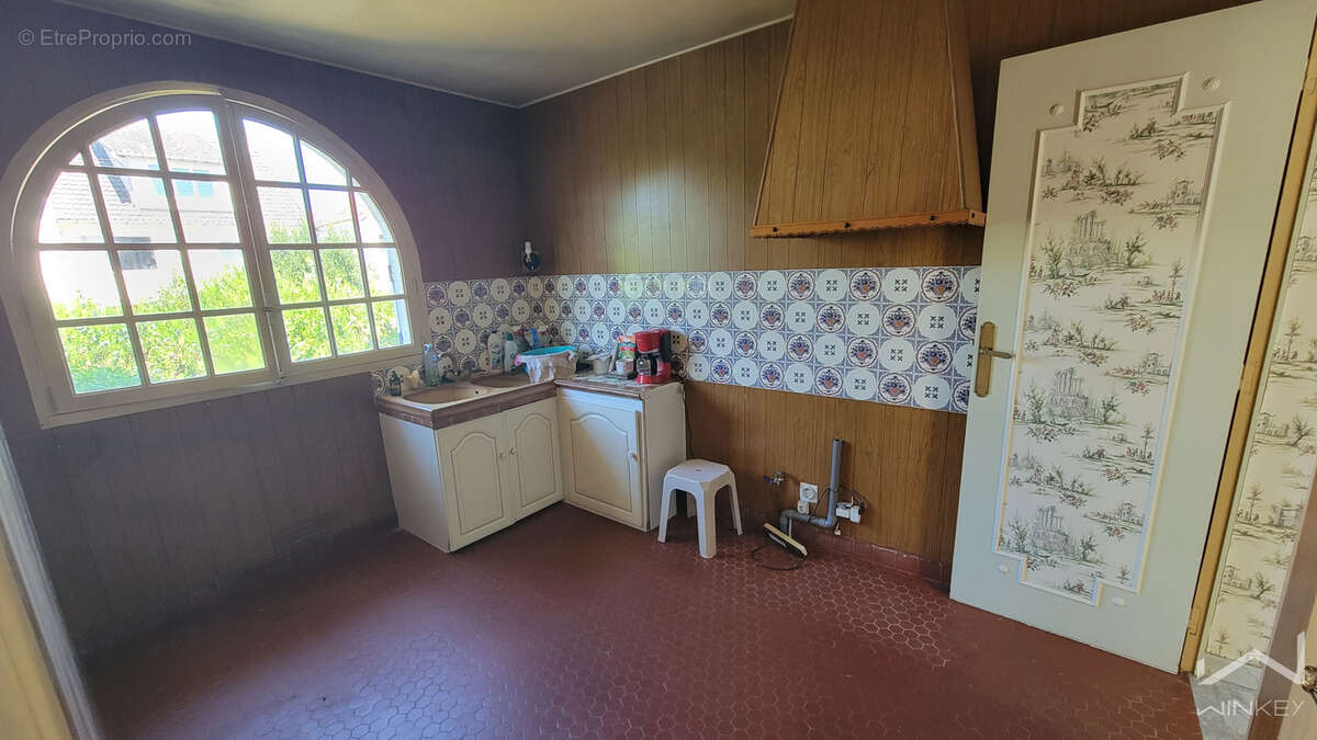 Maison 6 pièces 4 chambres avec sous-sol total   Coubron - photo 6