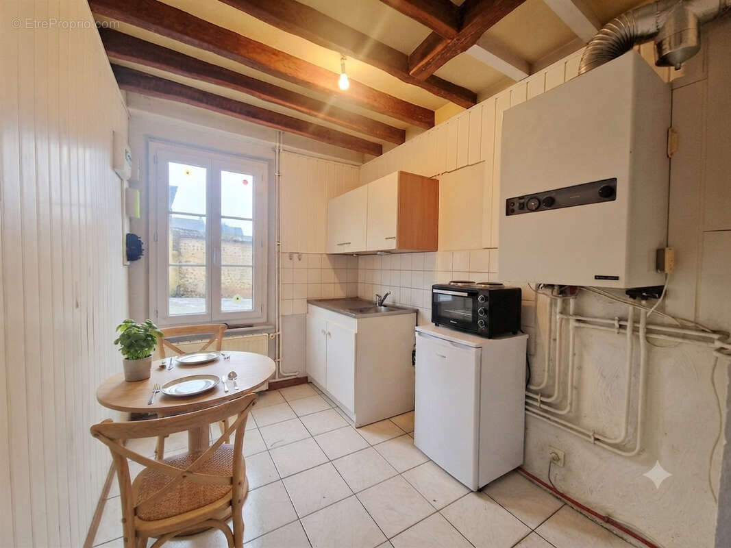 Une opportunité rare pour un premier achat, un investissement locatif ou un pied-à-terre en centre-ville ! - photo 2