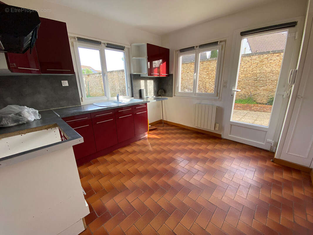 Maison à BIEVILLE-BEUVILLE