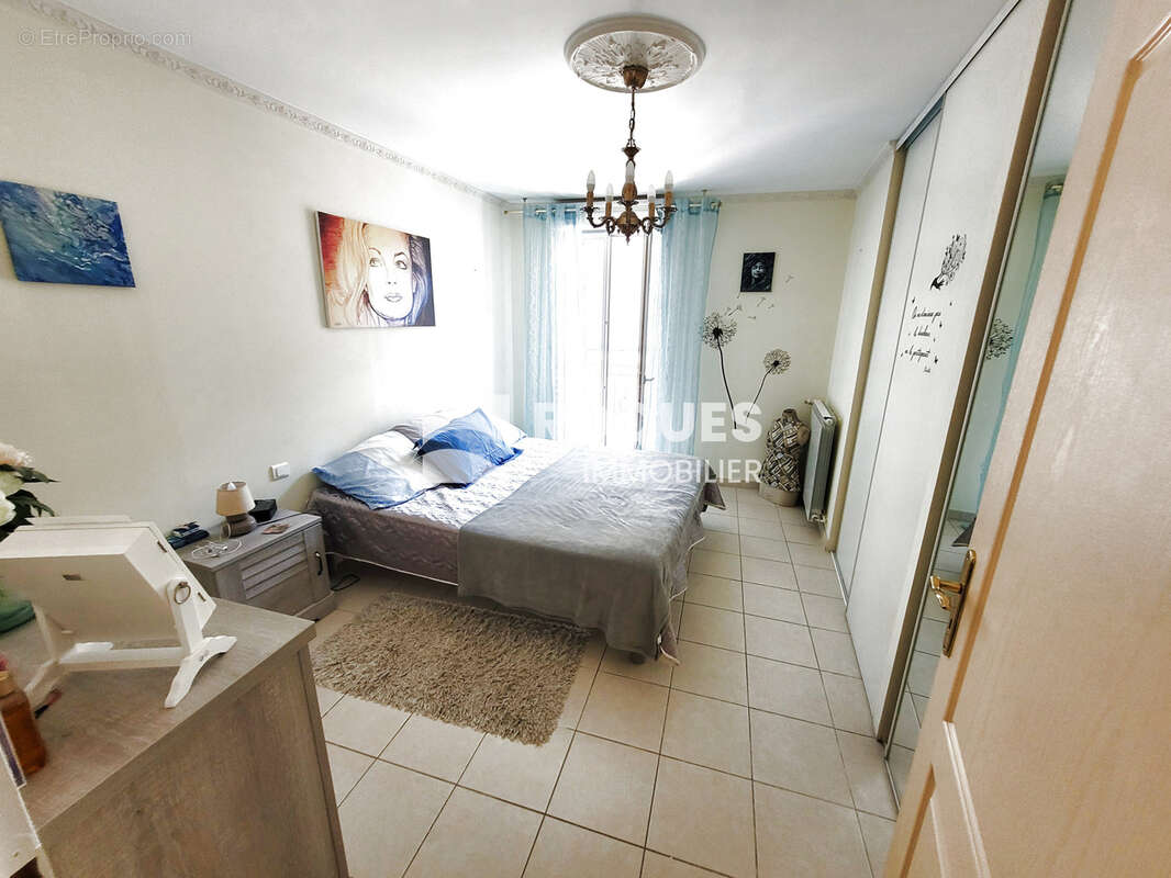 Appartement à BEDARIEUX