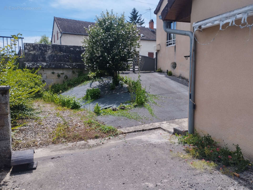 Maison à BLETTERANS