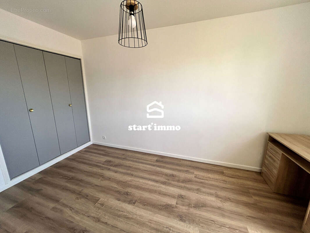 T5 lumineux de 94 m² ? Idéal famille ou colocation - Besançon - photo 5