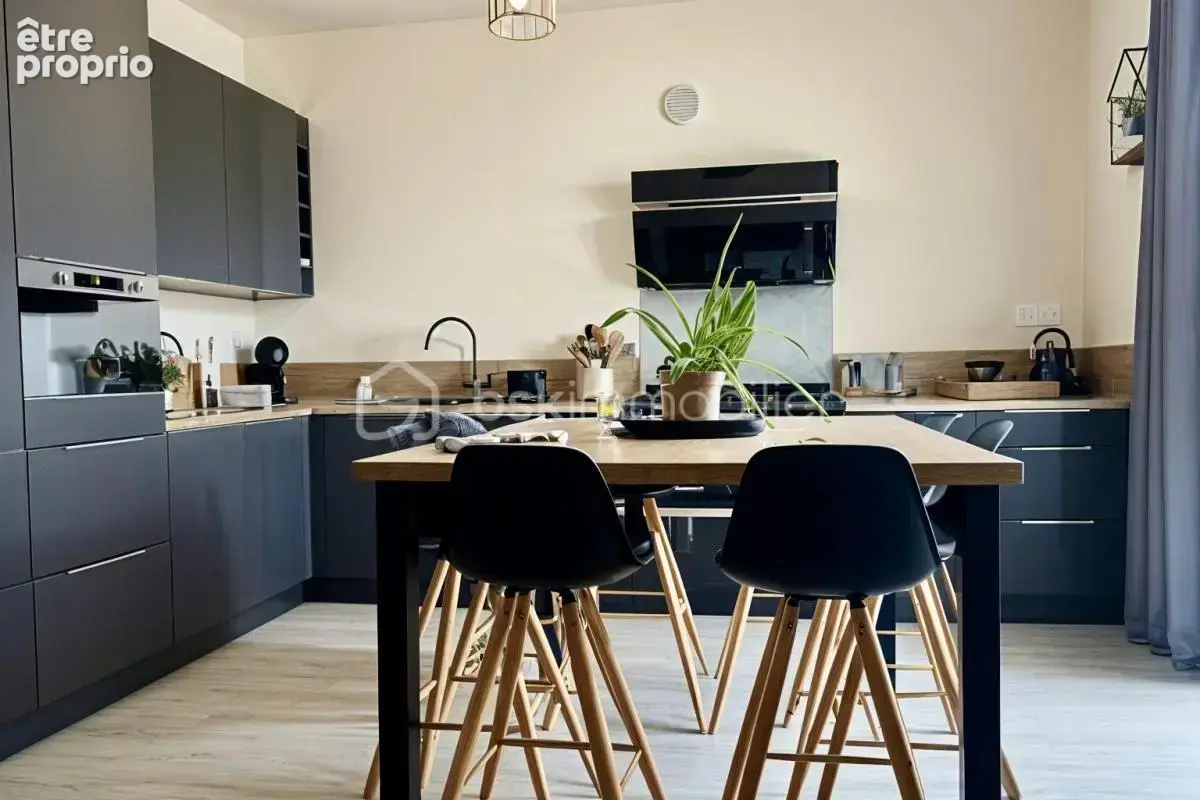 Grande maison familiale de caractère – 289 m² / 205 m² habitable  – Secteur de Kerhinet - photo 4