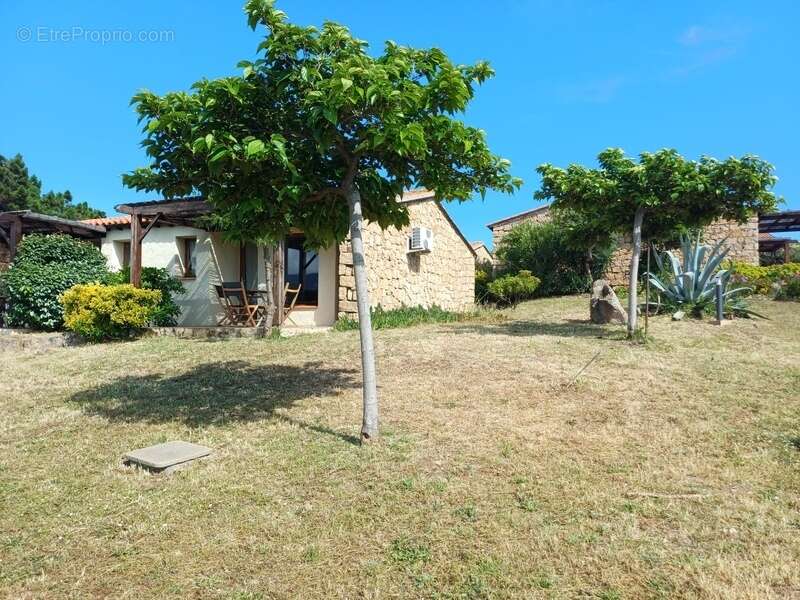 Exclusivité - T2 rénové, vue panoramique mer, montagne, en Corse du Sud (20) - photo 13