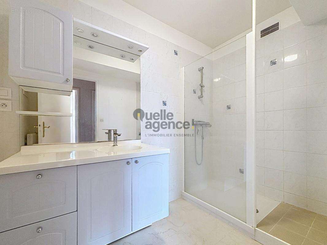Appartement F5, Balcon et Garage dans le quartier Saint Marc - photo 16