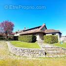 Maison à LES BORDES