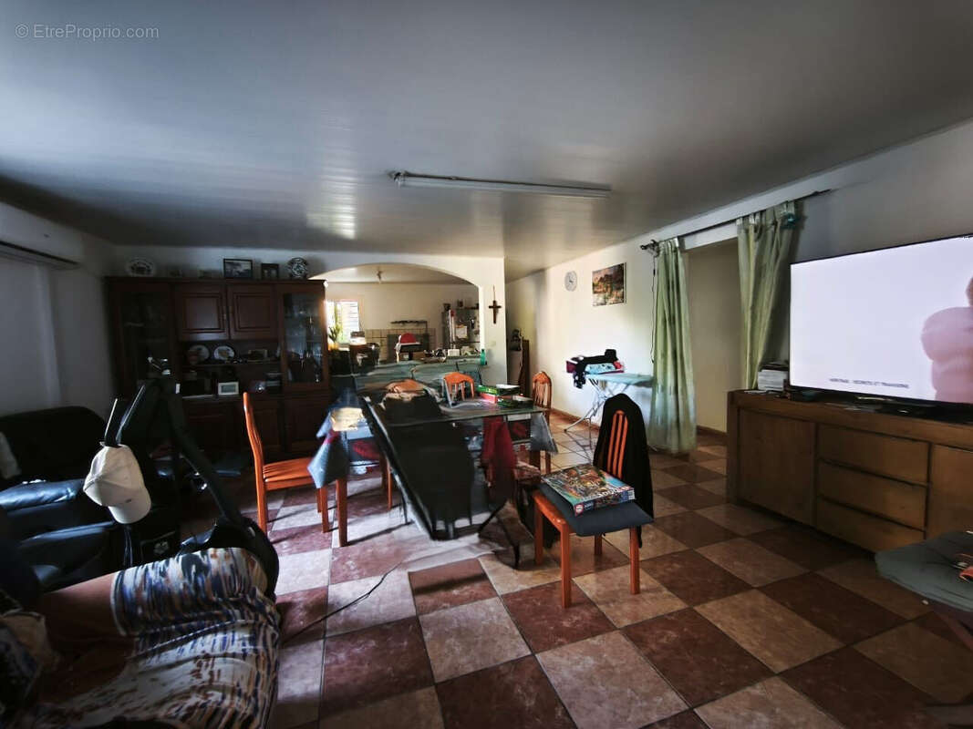 Photo 2 - Maison à SAINT-BENOIT