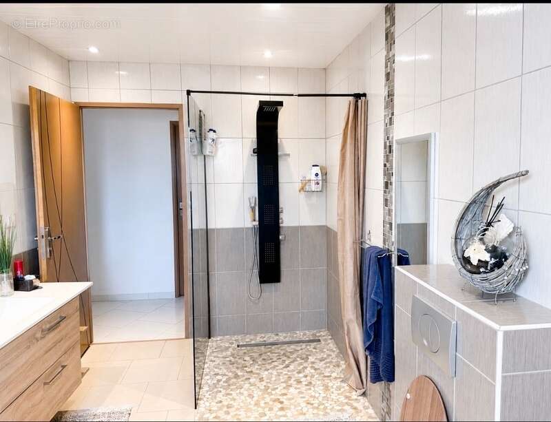 Maison à vendre 4 pièces GIFFAUMONT CHAMPAUBERT (51) - photo 12