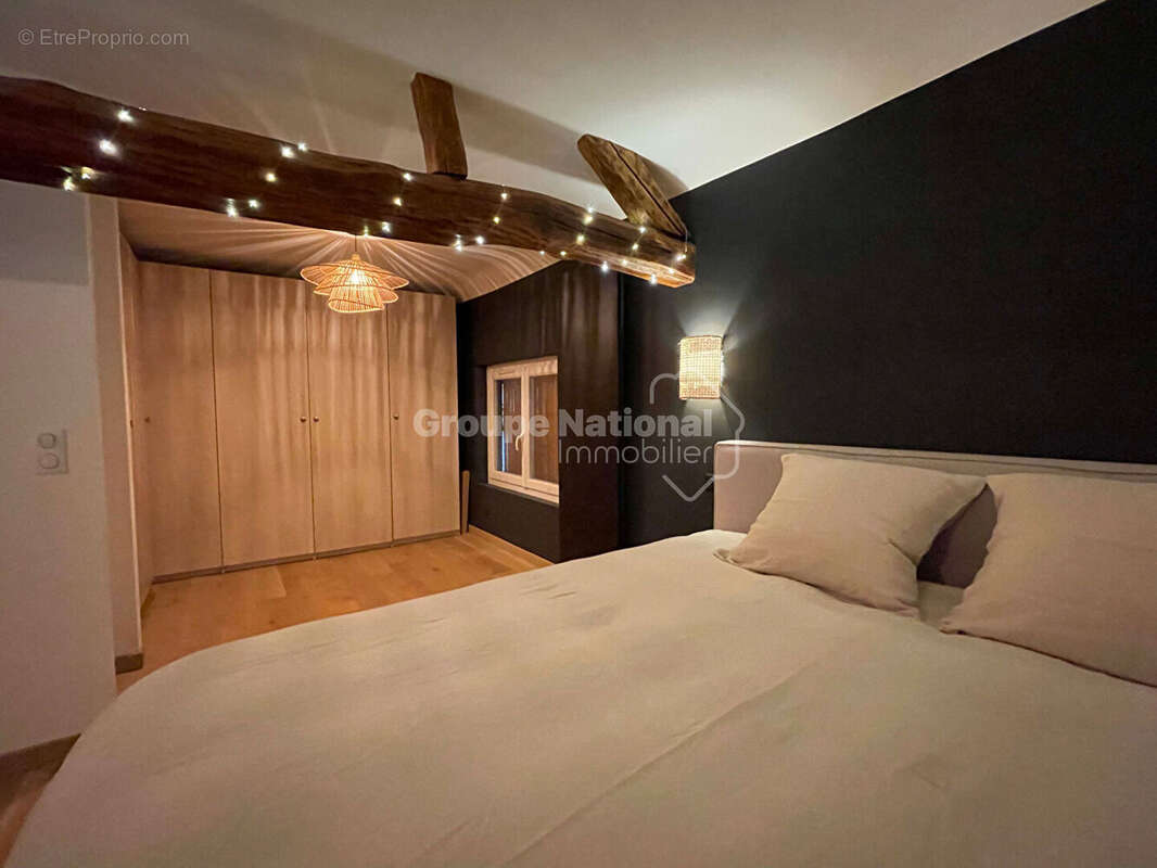 Maison à VILLENEUVE-LES-SABLONS