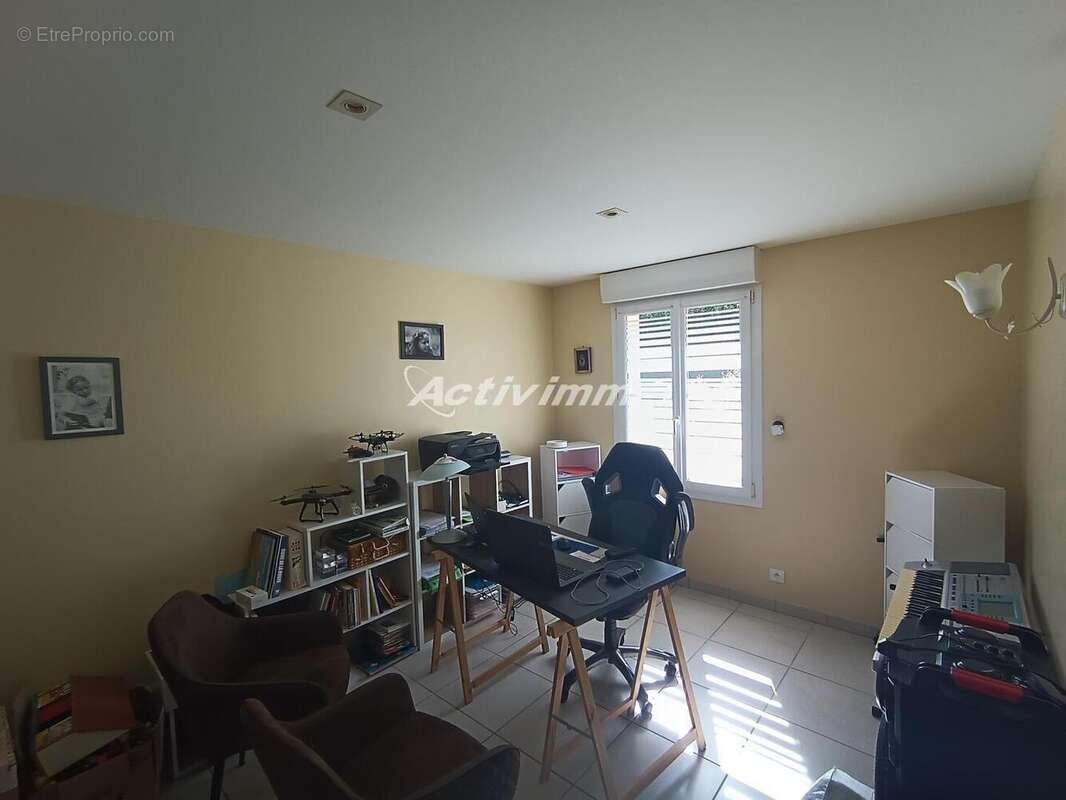 4268 14 - Maison à BEAURAINVILLE