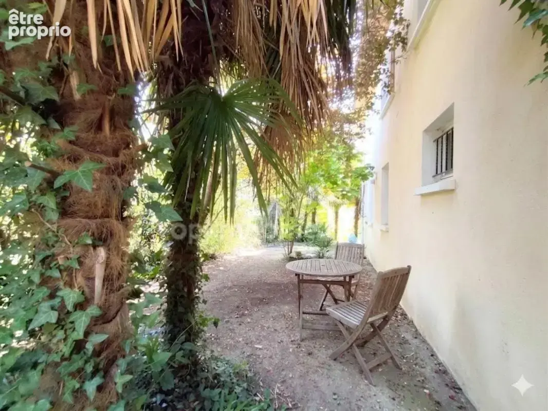  Maison T6 de 152 m² à Nogaro – Centre-ville & Jardin arboré - photo 25