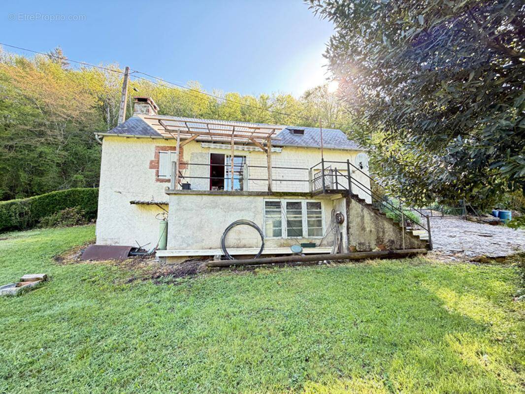 Maison à ALBIGNAC