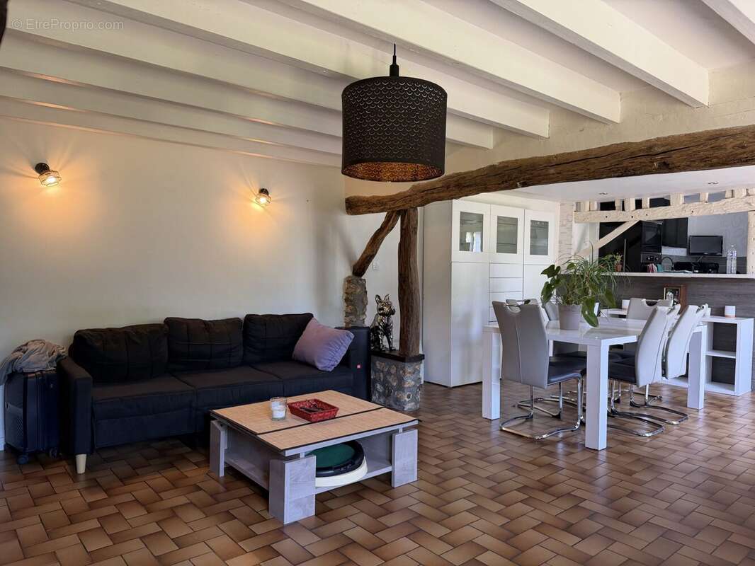 Maison à BERNAY