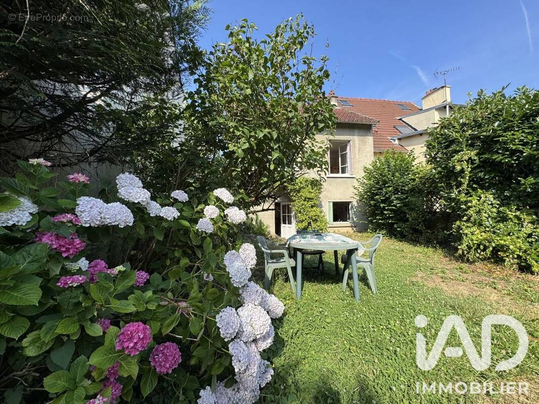 Photo 1 - Maison à MASSY