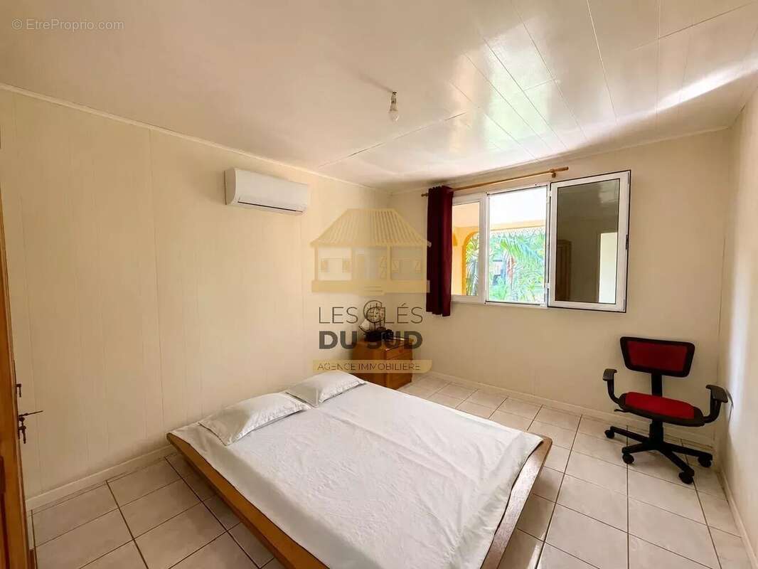 A vendre- villa de type t4 de 106 m2 environ - saint- joseph - 219 000 € - photo 8