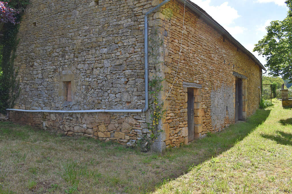 corps de ferme Aubas 5 pièce(s) 95 m2 - photo 14