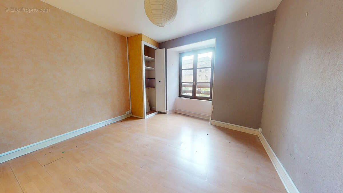 Appartement à YSSINGEAUX